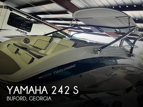 Yamaha 242 S