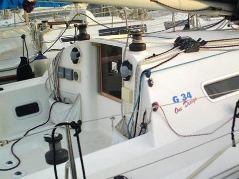 2002 Maxi Dolphin 34 zu verkaufen