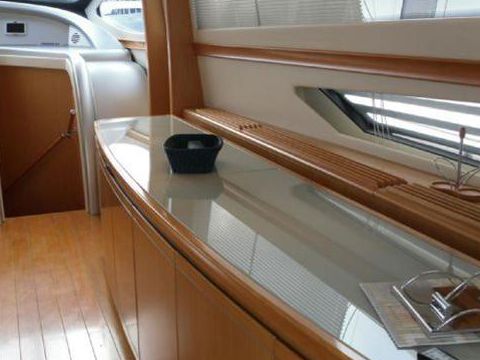 2005 Pershing 88 на продаж