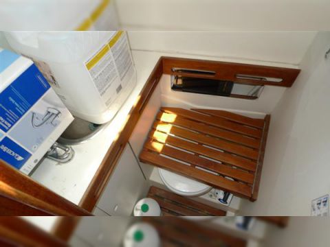 1985 Hunter 40 for sale