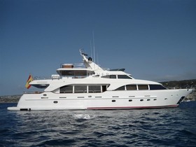 Benetti 100