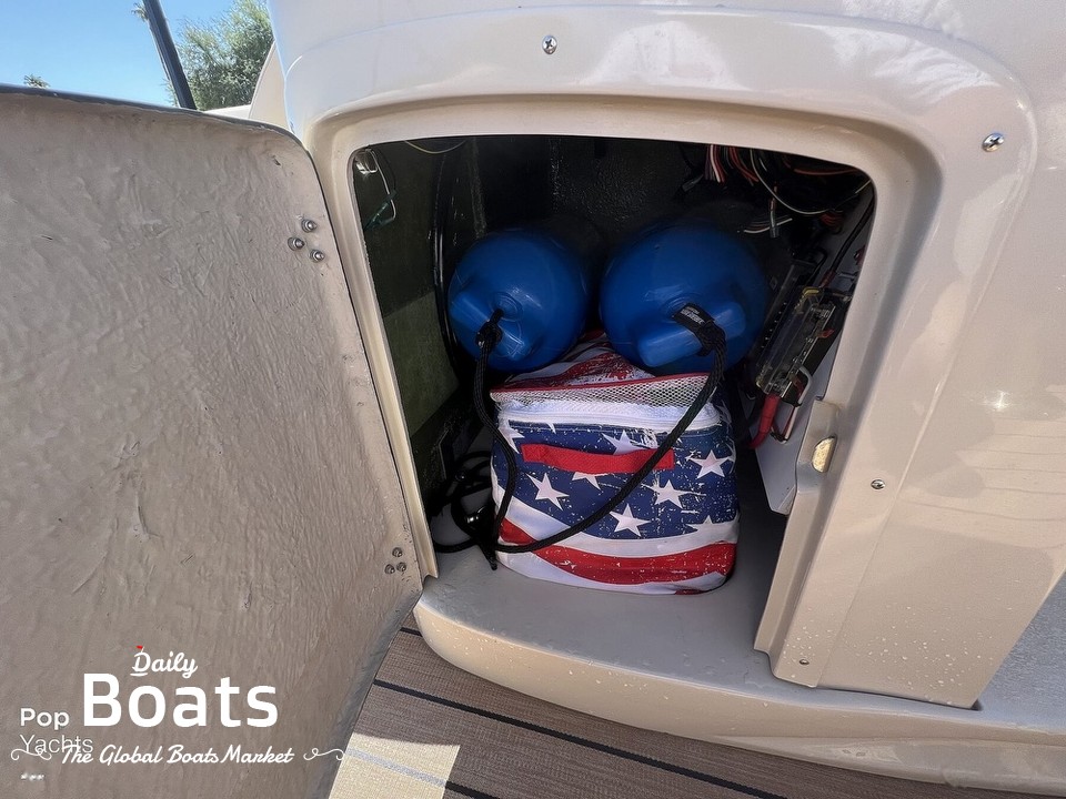 2021 Couach 265 Rec "Bar Boat" for sale. View price, photos and Buy 2021 Couach 265 Rec "Bar