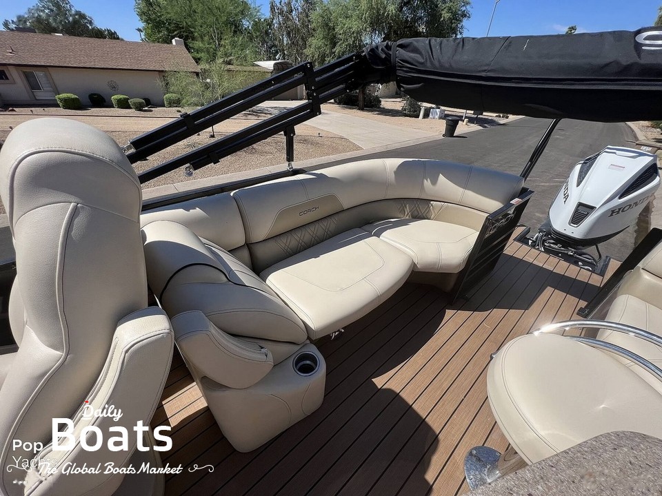 2021 Couach 265 Rec "Bar Boat" for sale. View price, photos and Buy 2021 Couach 265 Rec "Bar