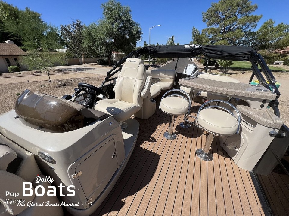 2021 Couach 265 Rec "Bar Boat" for sale. View price, photos and Buy 2021 Couach 265 Rec "Bar