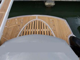 2002 Sunseeker Predator 61