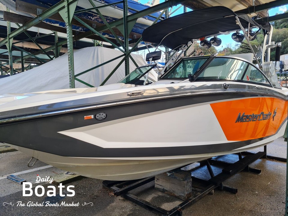 2016 MasterCraft X23