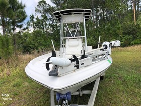 2005 Nauticstar 2200