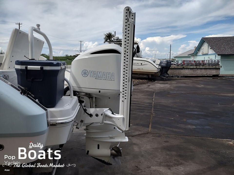 2021 Robalo Boats R230 for sale. View price, photos and Buy 2021 Robalo ...