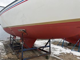 1981 Morgan Yachts 32