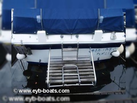1983 Fairline 21