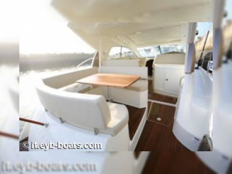 2009 Prestige 38