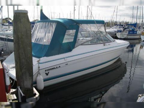 1995 Formula F280 for sale