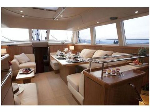 2010 Moody 62Ds for sale