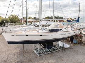 2010 Oyster Marine 575