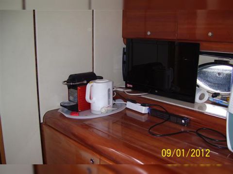 1996 Princess V52