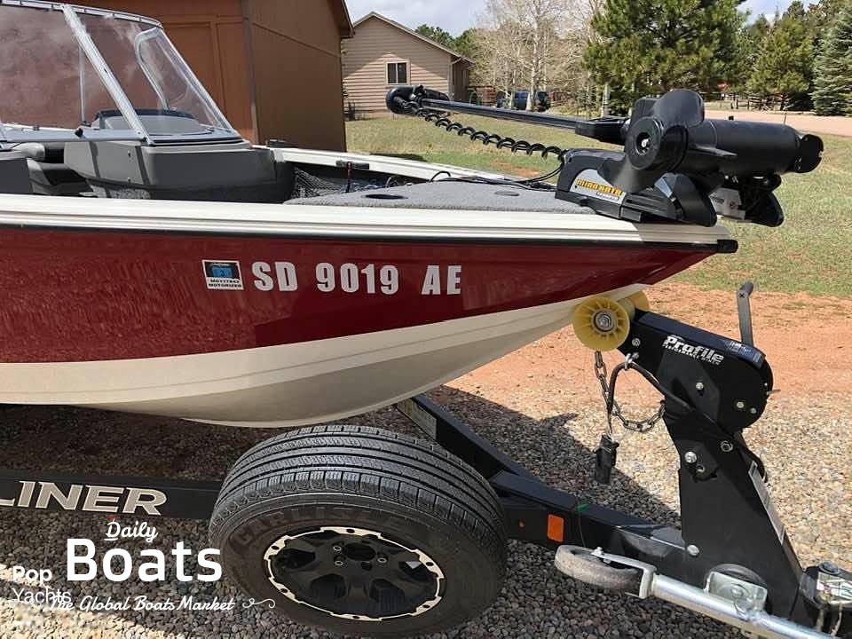 2017 Crestliner 1750 Fish Hawk for sale. View price, photos and Buy