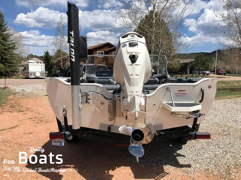 2017 Crestliner 1750 Fish Hawk for sale. View price, photos and Buy