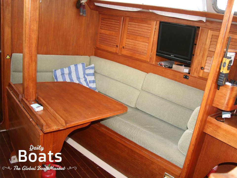 1990 Westerly 35 Falcon for sale. View price, photos and Buy 1990
