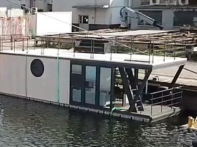 Shogun Mobile Houseboat