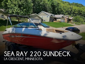 Sea Ray 220 Sundeck