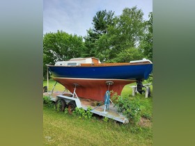 Vegyél 1976 Cape Dory 25