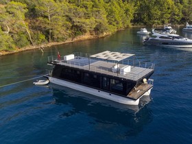  Custom built/Eigenbau Luxurious Home Catamaran