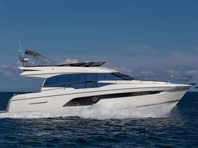 Kupiti 2021 Prestige Yachts 520