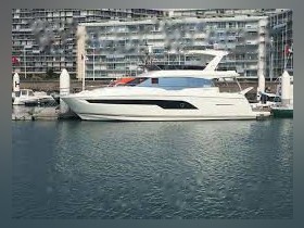 Αγοράστε 2017 Prestige Yachts 630 Fly