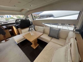 2010 Pershing 64