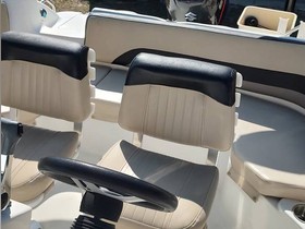 Buy 2017 Hurricane Boats Sundeck Sport 211 Ob