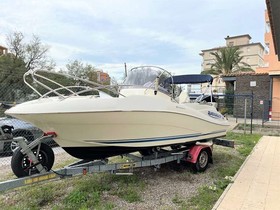 Αγοράστε 2010 Quicksilver 555 Commander