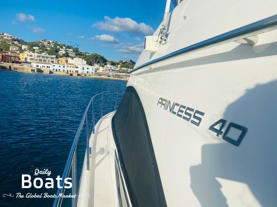 2001 Princess Yachts 40 Fly for sale. View price, photos and Buy 2001 ...