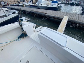 2009 Luhrs Yachts 28