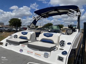 2017 Chaparral Boats 243Vrx