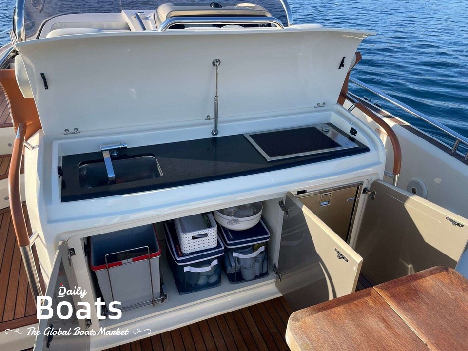2018 Invictus Yacht 370 Gt for sale. View price, photos and Buy 2018 ...