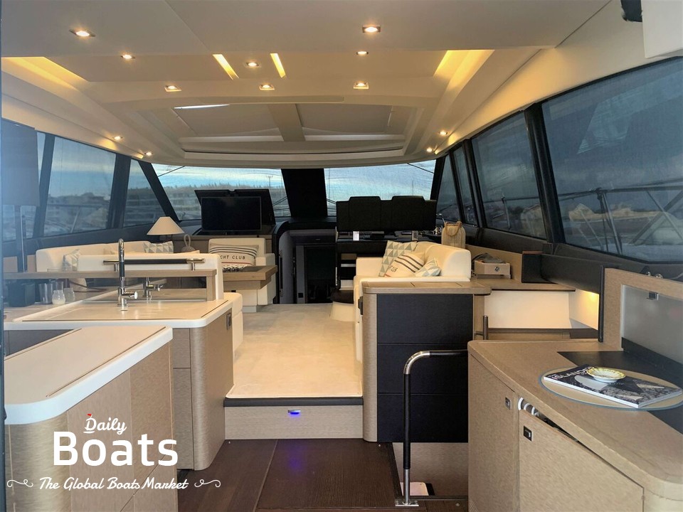 2018 Prestige Yachts 560 for sale. View price, photos and Buy 2018