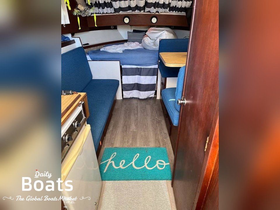 1977 Trojan F 30 Flybridge for sale. View price, photos and Buy 1977 ...