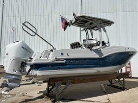 2022 Crownline Finseeker 220Cc