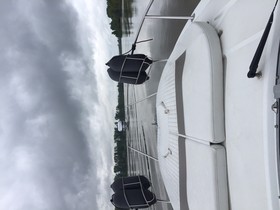 2013 Cruisers Yachts 275 Ss til salgs