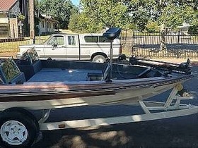 1983 Ranger Boats 372-V for sale