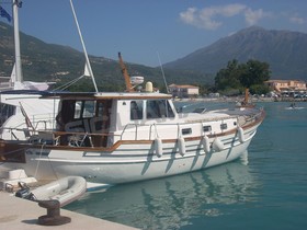 Menorquin Yachts 150