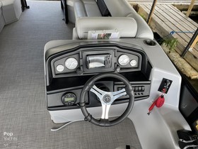 2022 Bentley 240 Cruise Re for sale