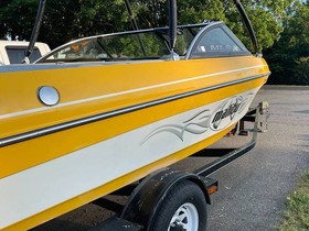 2003 Malibu 21 Wakesetter till salu