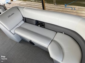 Купить 2022 Bentley 240 Navigator