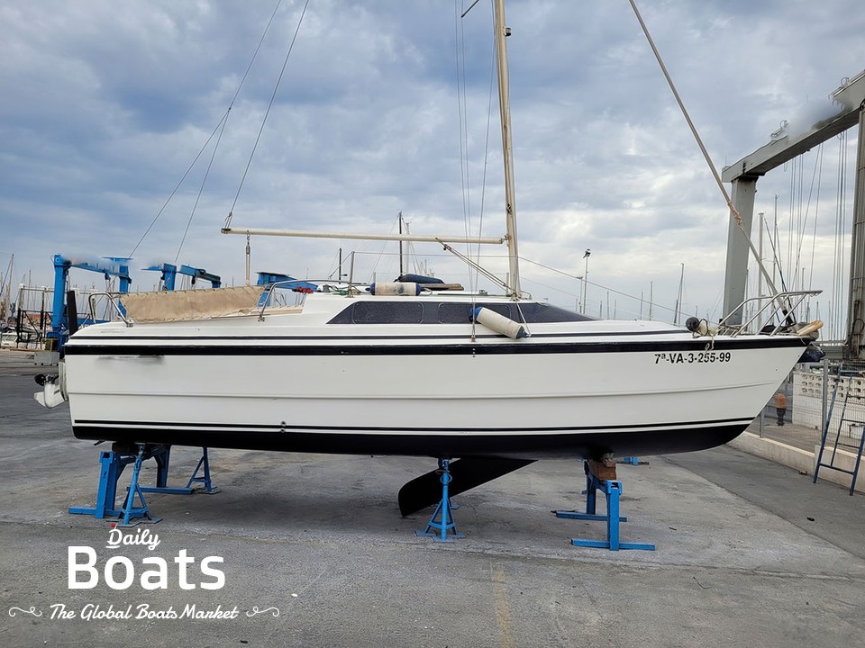 MacGregor 26 Abatible for sale. View price, photos and Buy MacGregor 26