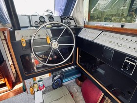 1977 Pacemaker Yachts 32