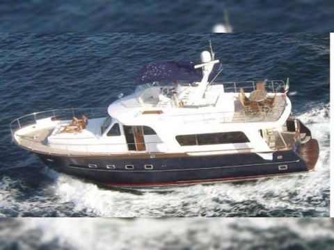 Integrity 526 RPH Trawler Yacht