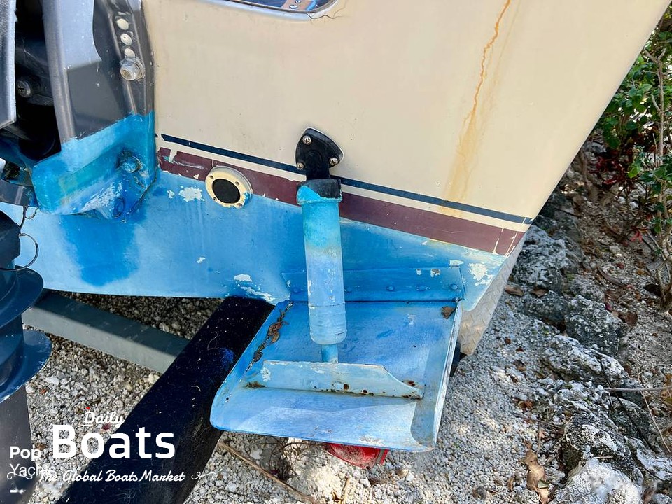 1987 Pursuit 2550 Cuddy Cabin for sale. View price, photos and Buy 1987