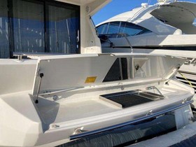 2019 Prestige Yachts 460