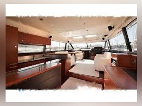 2013 Prestige Yachts 620 for sale